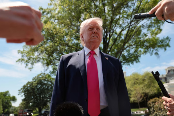 Трамп: Скоро новый рассвет, Си очень рад...