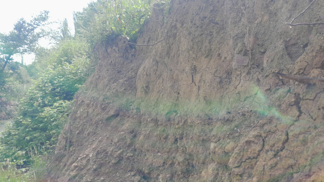 
В селе Сепаради Ленкоранского района произошел оползень