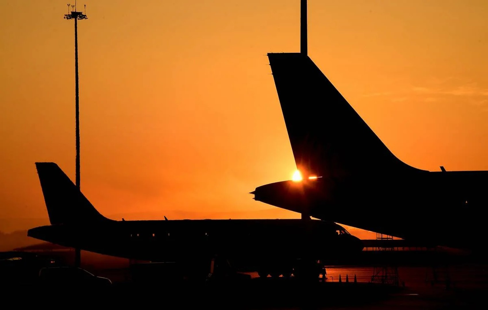 
Fars: За время конфликта в Иране серьезные повреждения получили не более 20 самолетов