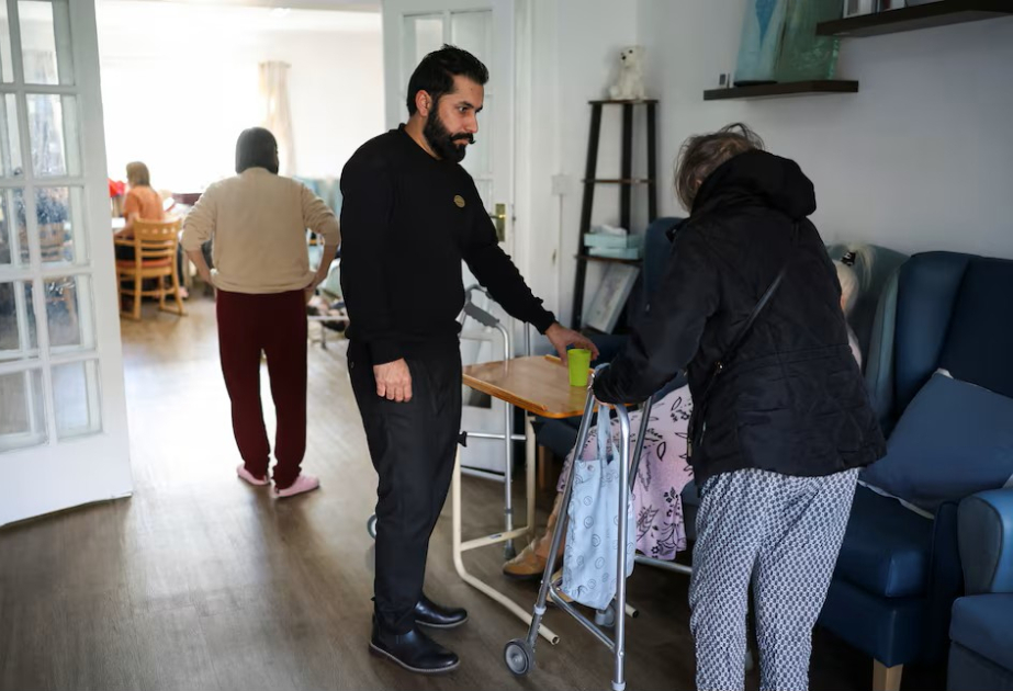 
В Великобритании грозит нехватка персонала в домах престарелых