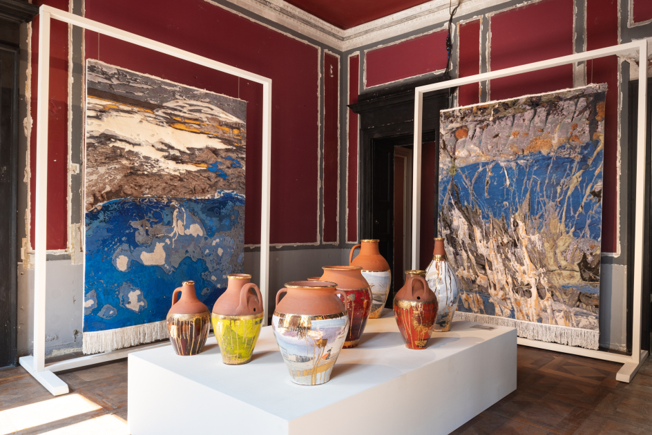 Работы азербайджанской художницы Аиды Махмудовой экспонируются в Италии