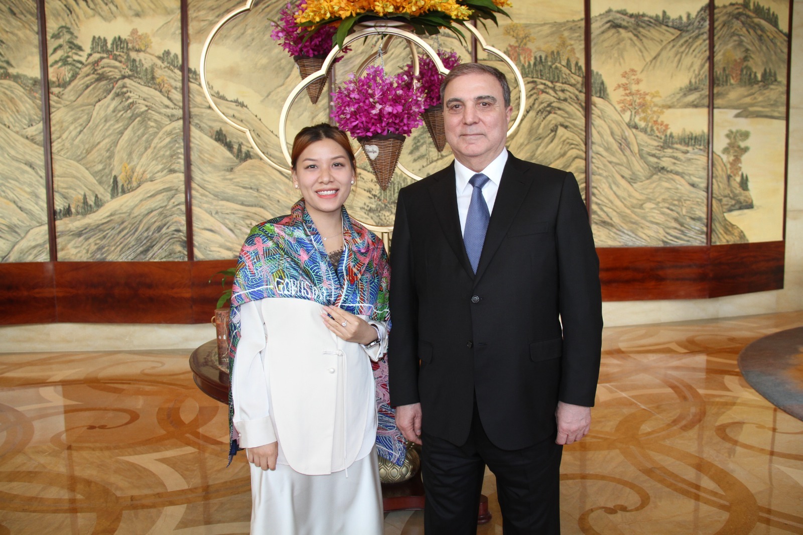 Живой символ дружбы 