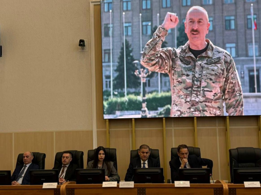 
Студентам в Екатеринбурге рассказали о восстановлении Карабаха