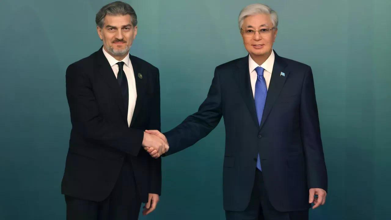 Токаев и Кавелашвили обсудили развитие транзитно-транспортного сотрудничества