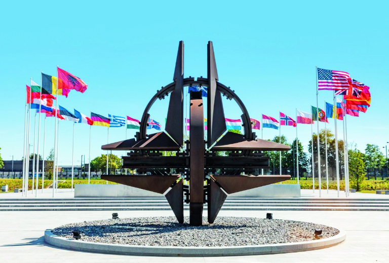 &laquo;Непослушным&raquo; странам НАТО готовят наказание