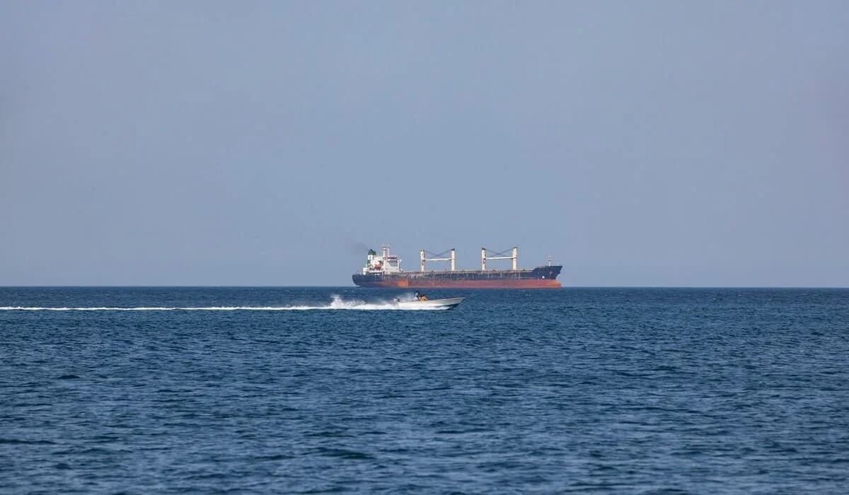 США перехватили танкер с иранской нефтью в Индийском океане