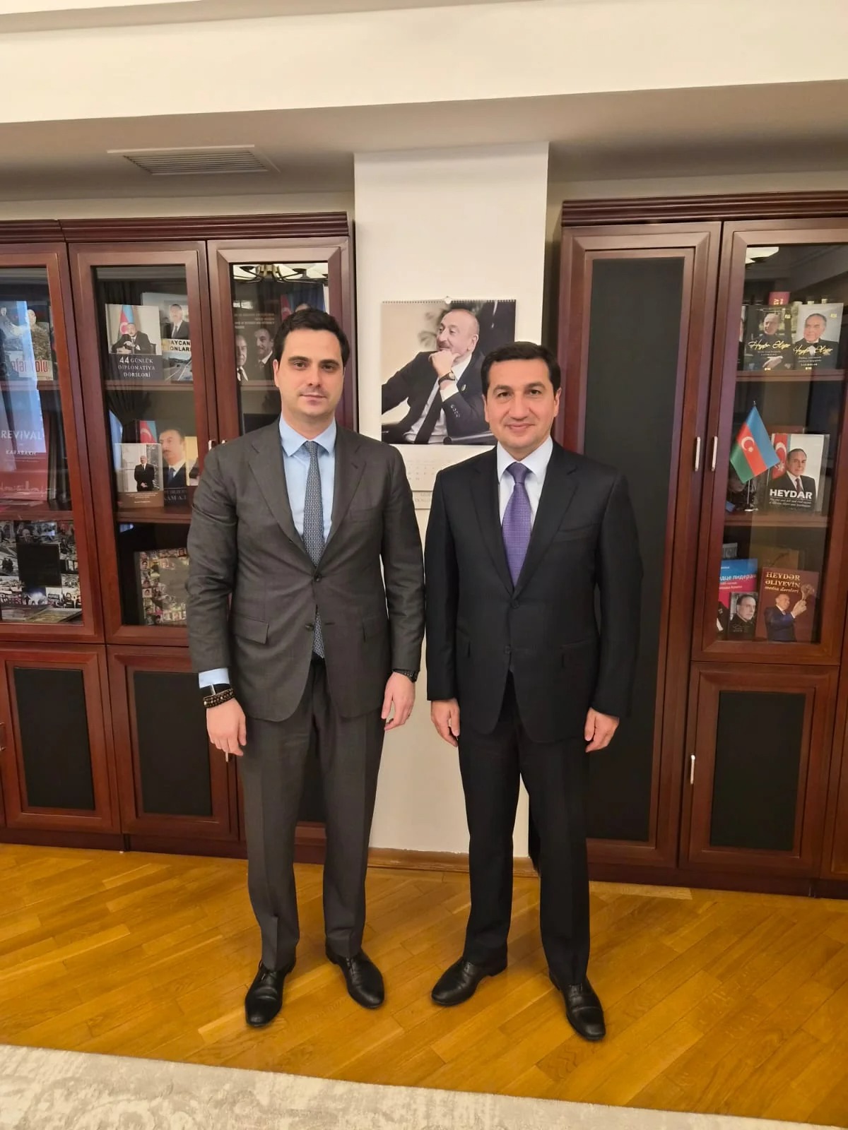 Хикмет Гаджиев и Эльчин Гасымов обсудили сотрудничество между Баку и Братиславой