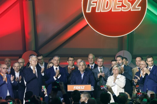 Зять Орбана поставил на его поражение