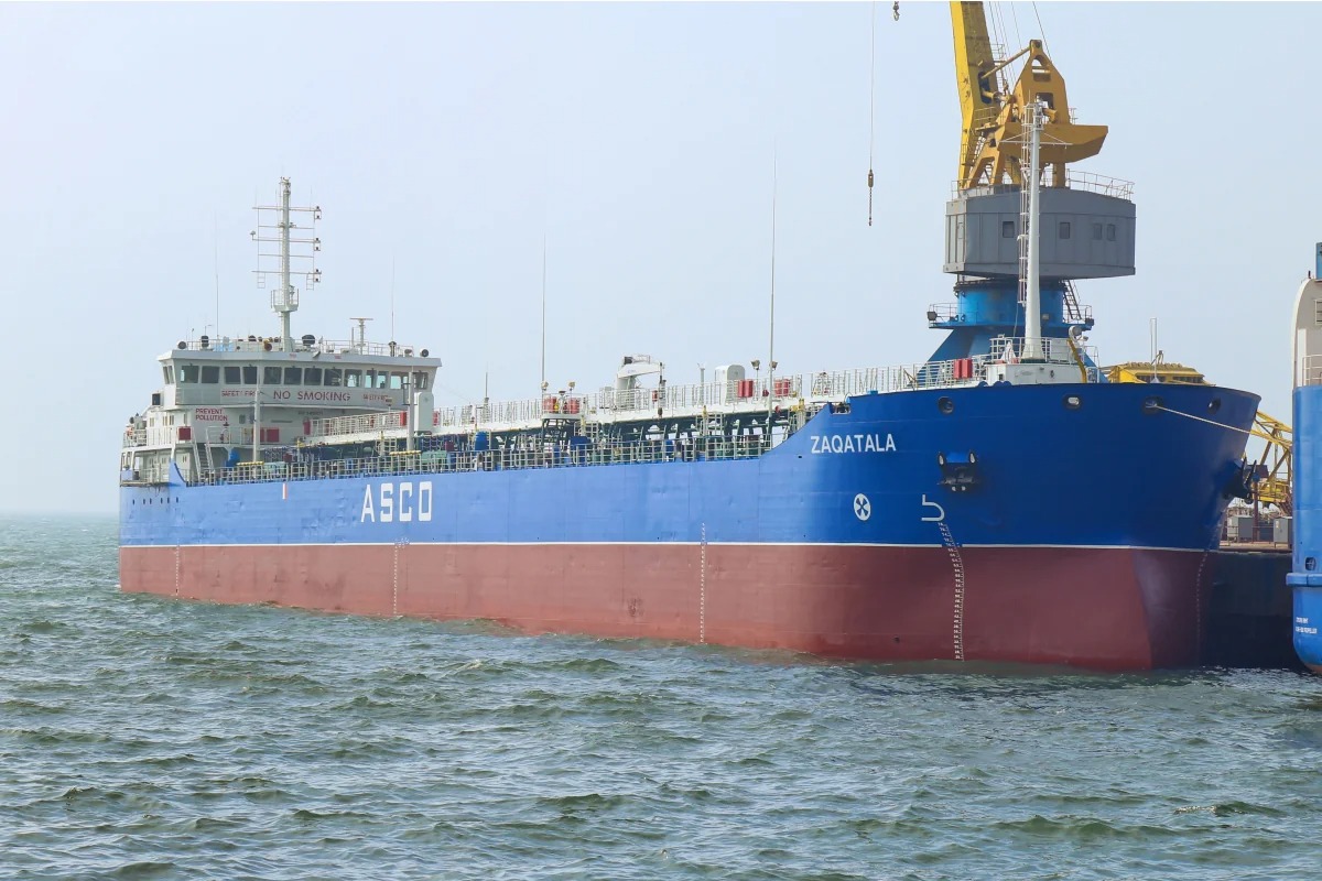 Совет ЕС снял санкции с пяти азербайджанских судов