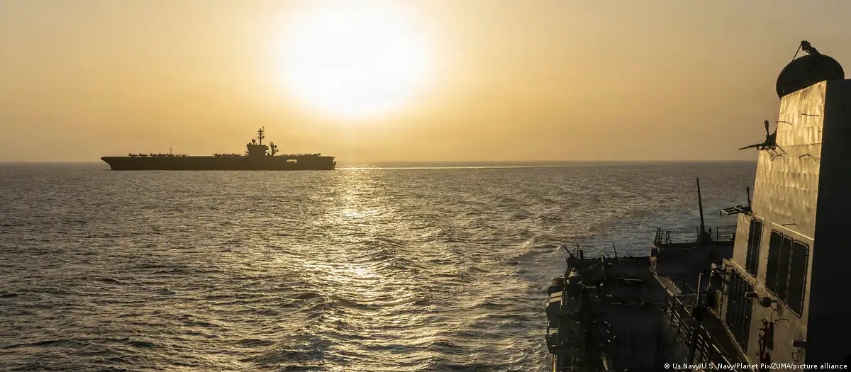 В точке перелома 