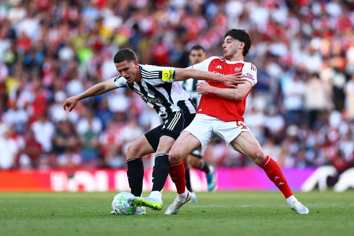 &laquo;Арсенал&raquo; вернул лидерство в Английской премьер-лиге

