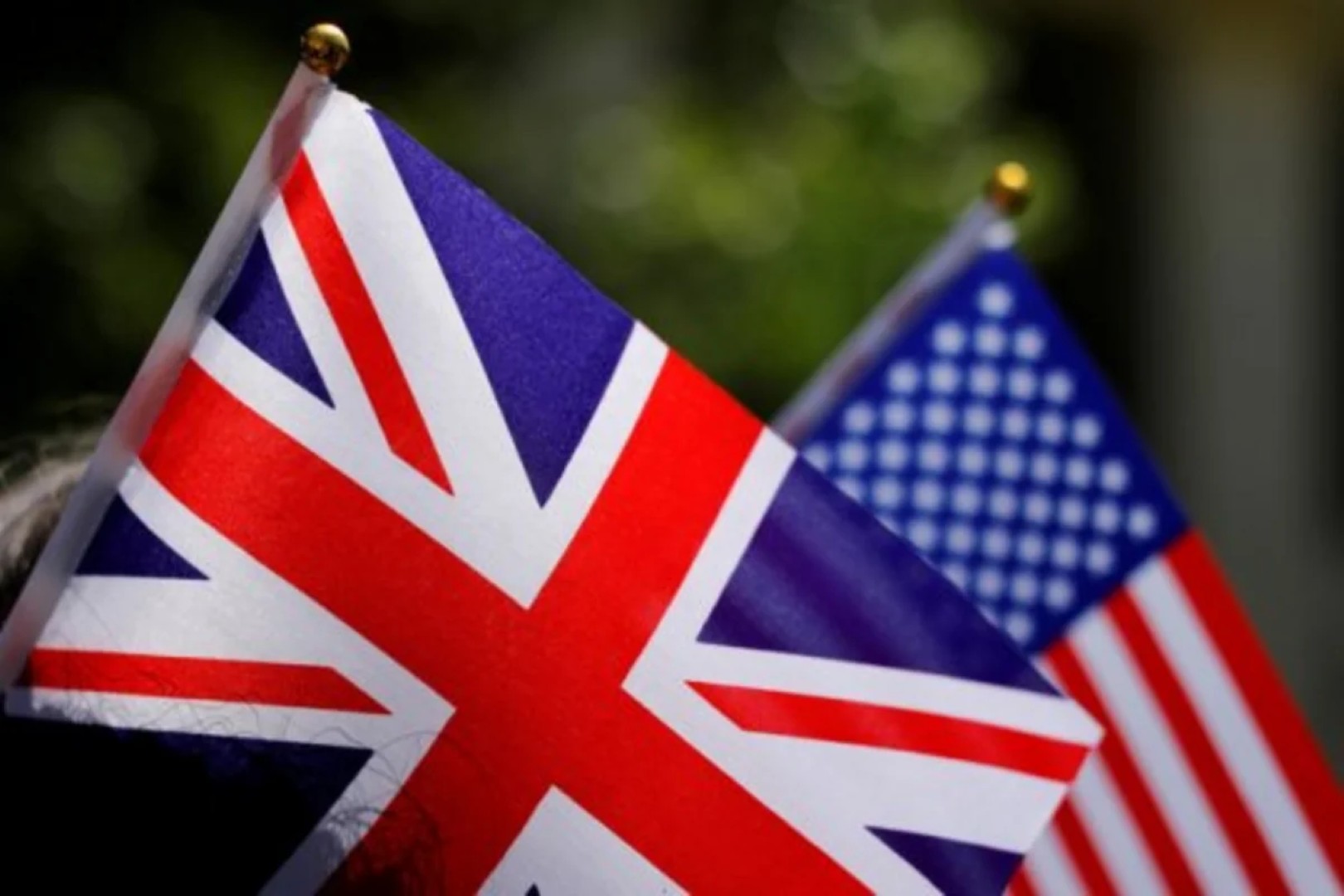 Британцы готовят &laquo;торговую базуку&raquo; против США