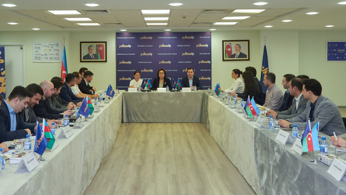 
Победители конкурса &laquo;Восхождение&raquo; посетили Государственный экзаменационный центр