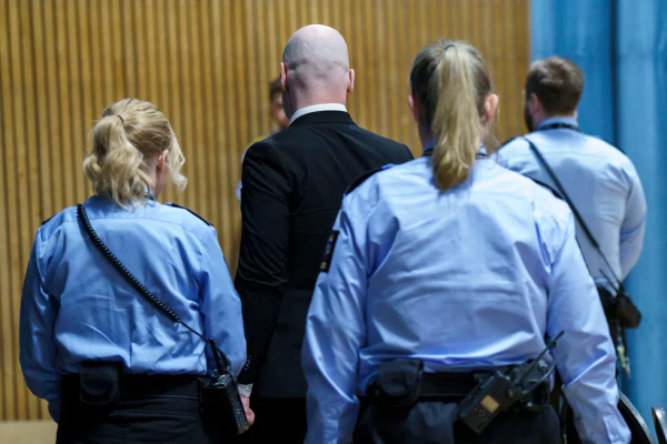 Андерс Брейвик стал Яном Йохансеном 