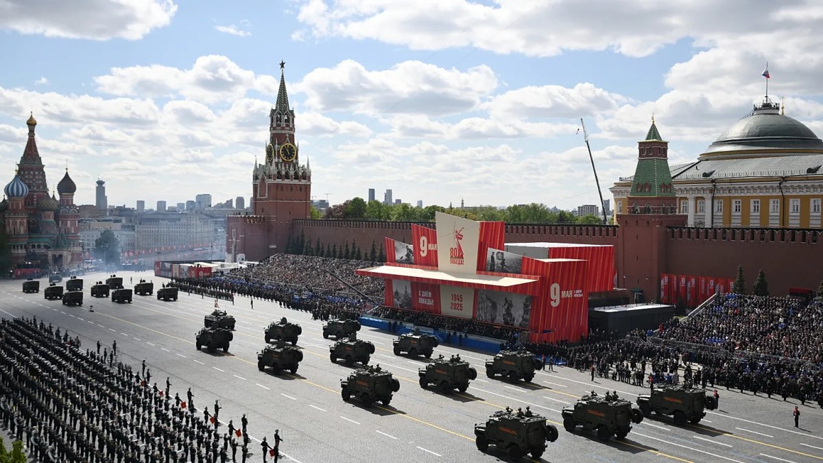 Парад Победы на Красной площади без военной техники 