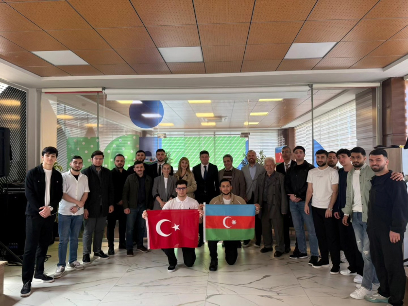 
В Ризе обсудили межрегиональное сотрудничество Азербайджана и Турции