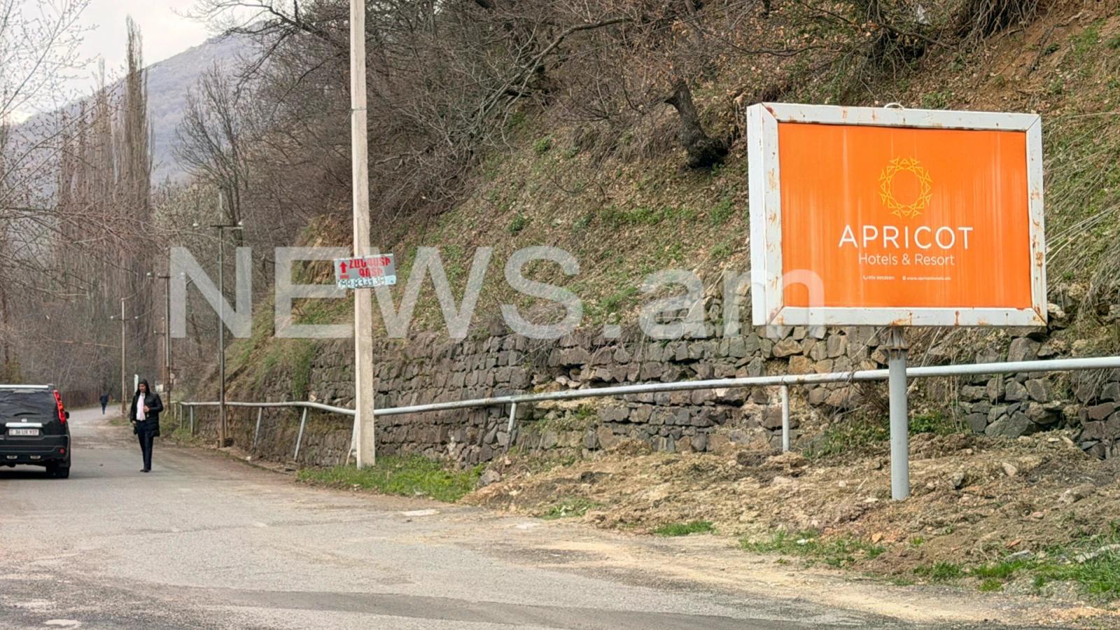 Азербайджанская делегация находится в гостинице в Агверане