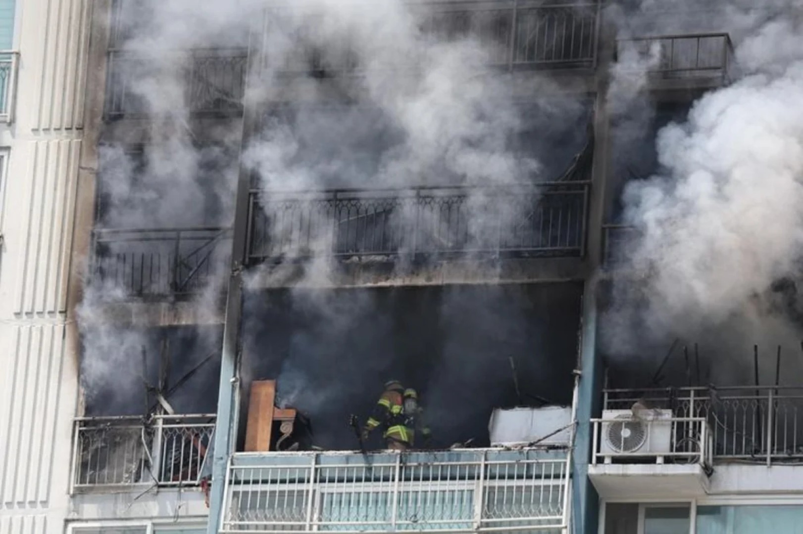 
Пожар в жилом доме в Южной Корее: два человека погибли, шесть пострадали