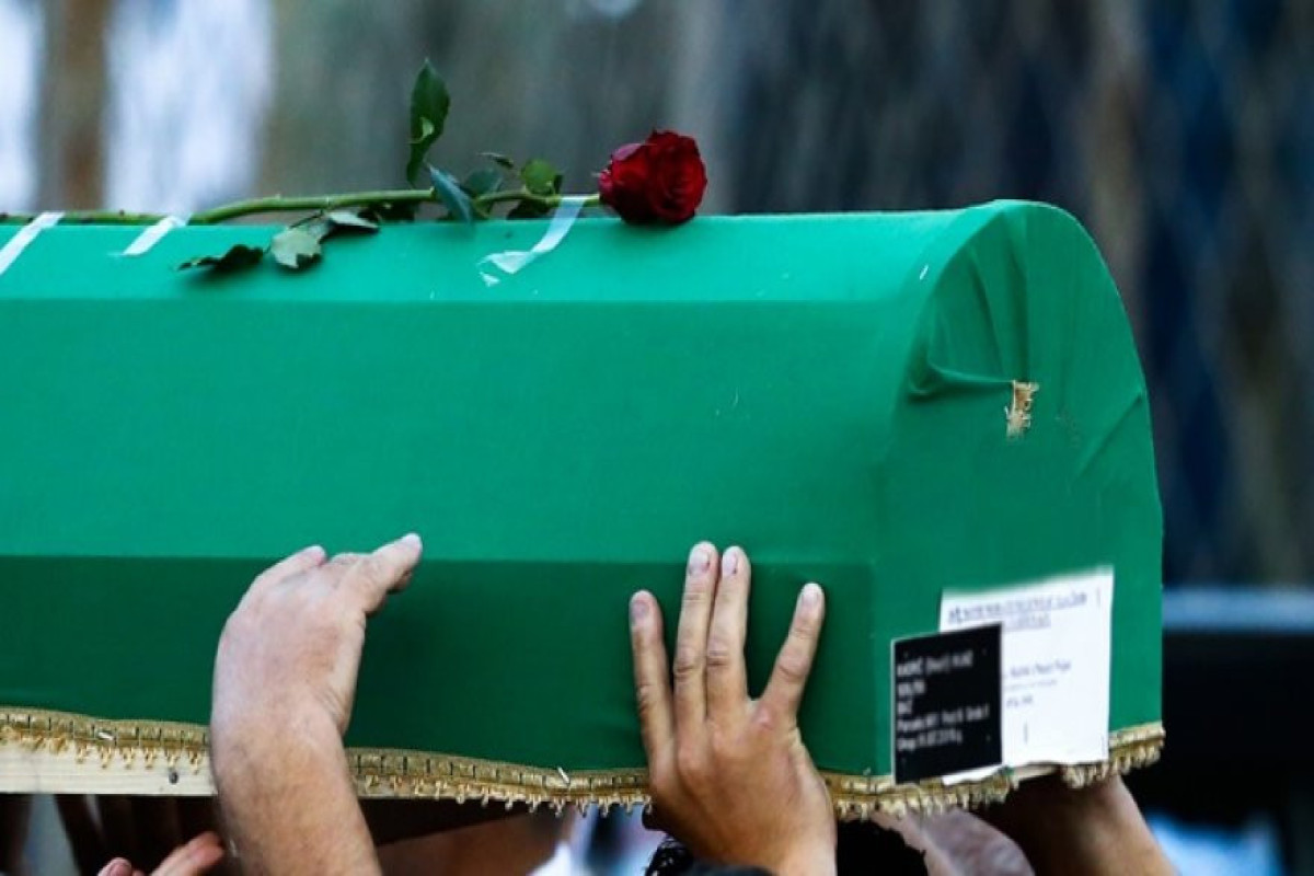 Новый порядок выплаты пособия на погребение вступает в силу в Азербайджане