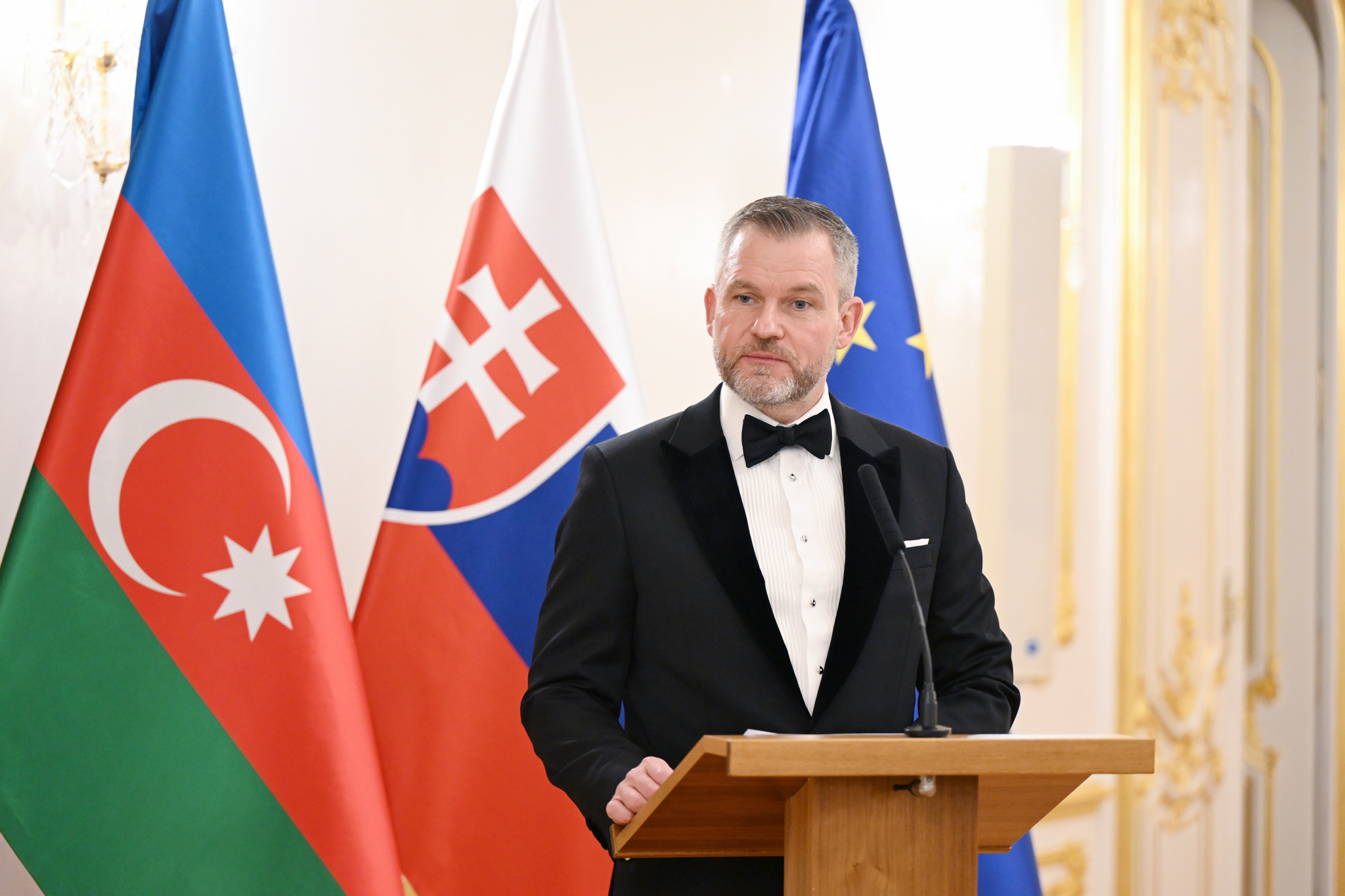 Планируется официальный визит президента Словакии в Азербайджан