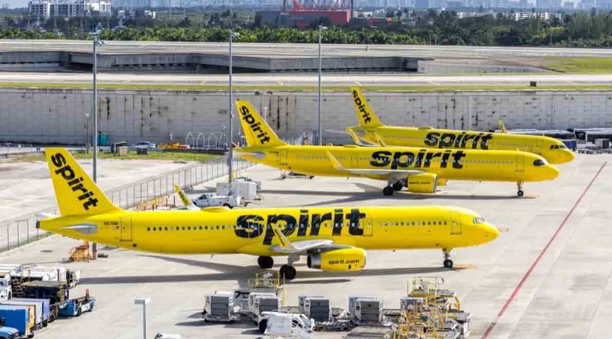 Крупная американская авиакомпания Spirit Airlines заявила о своём закрытии