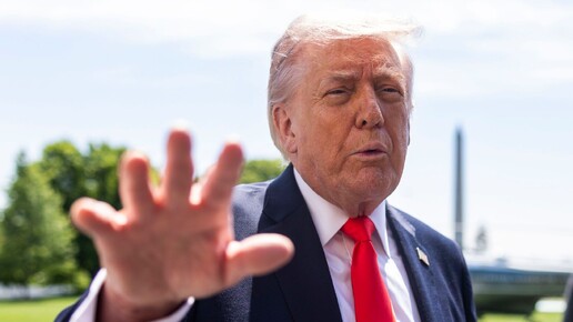 Трамп не собирается вновь переносить дату визита в Китай