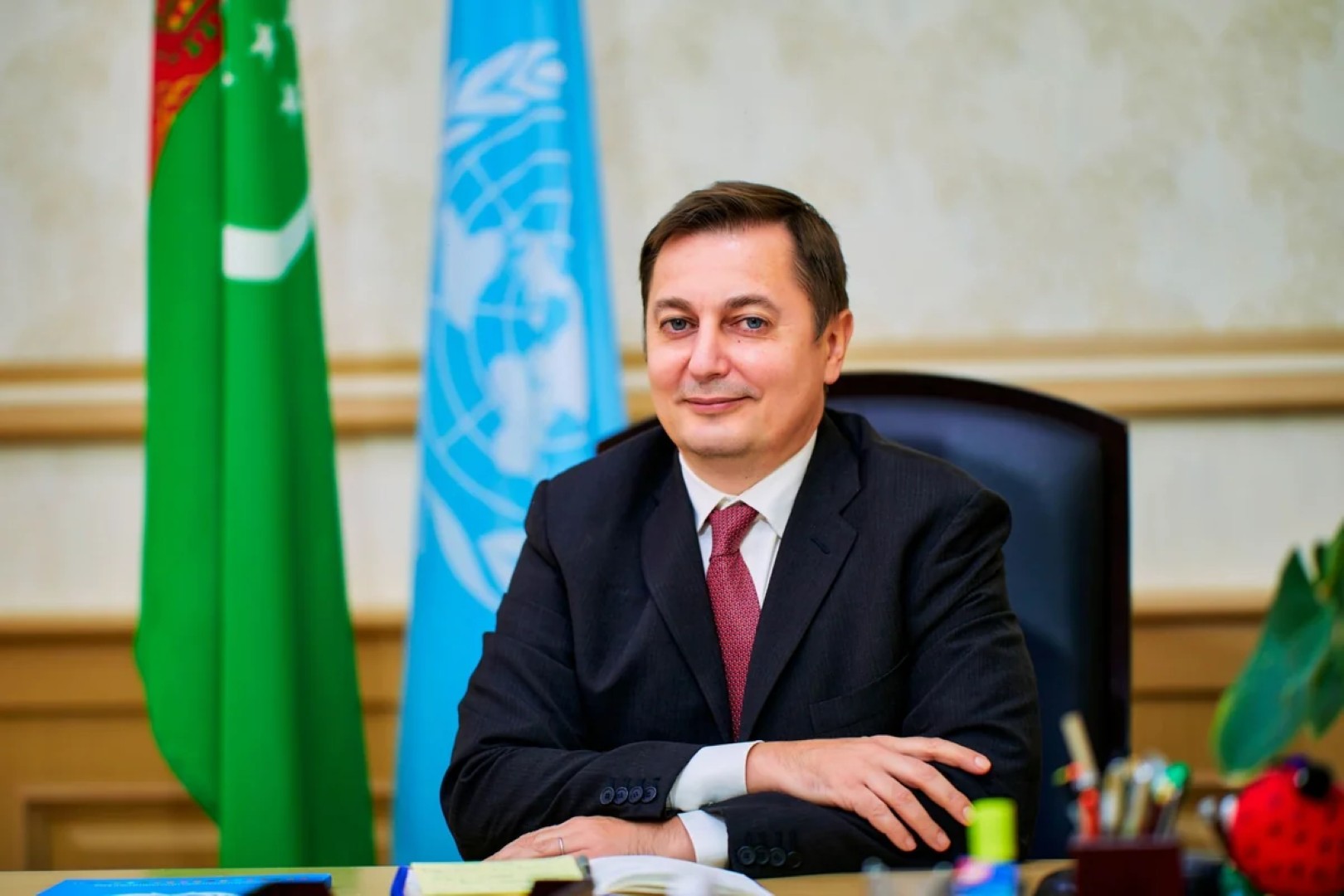 
Дмитрий Шлапаченко назначен новым координатором ООН в Азербайджане