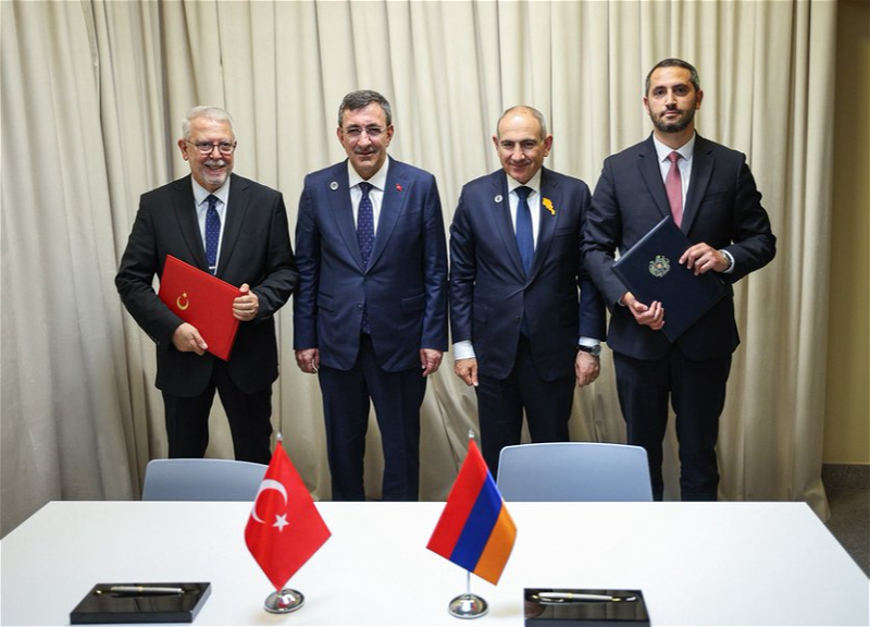 Пашинян заявил об эффективном обмене мнениями с Йылмазом
