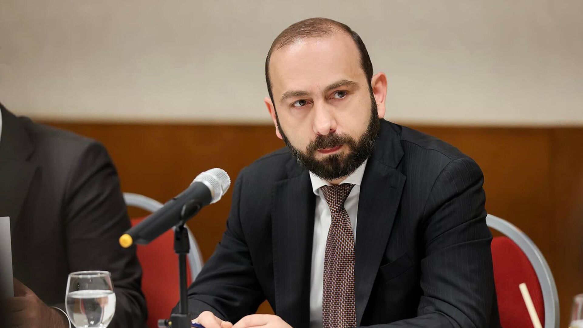 Ереван о &laquo;прекрасном диалоге&raquo; с Анкарой