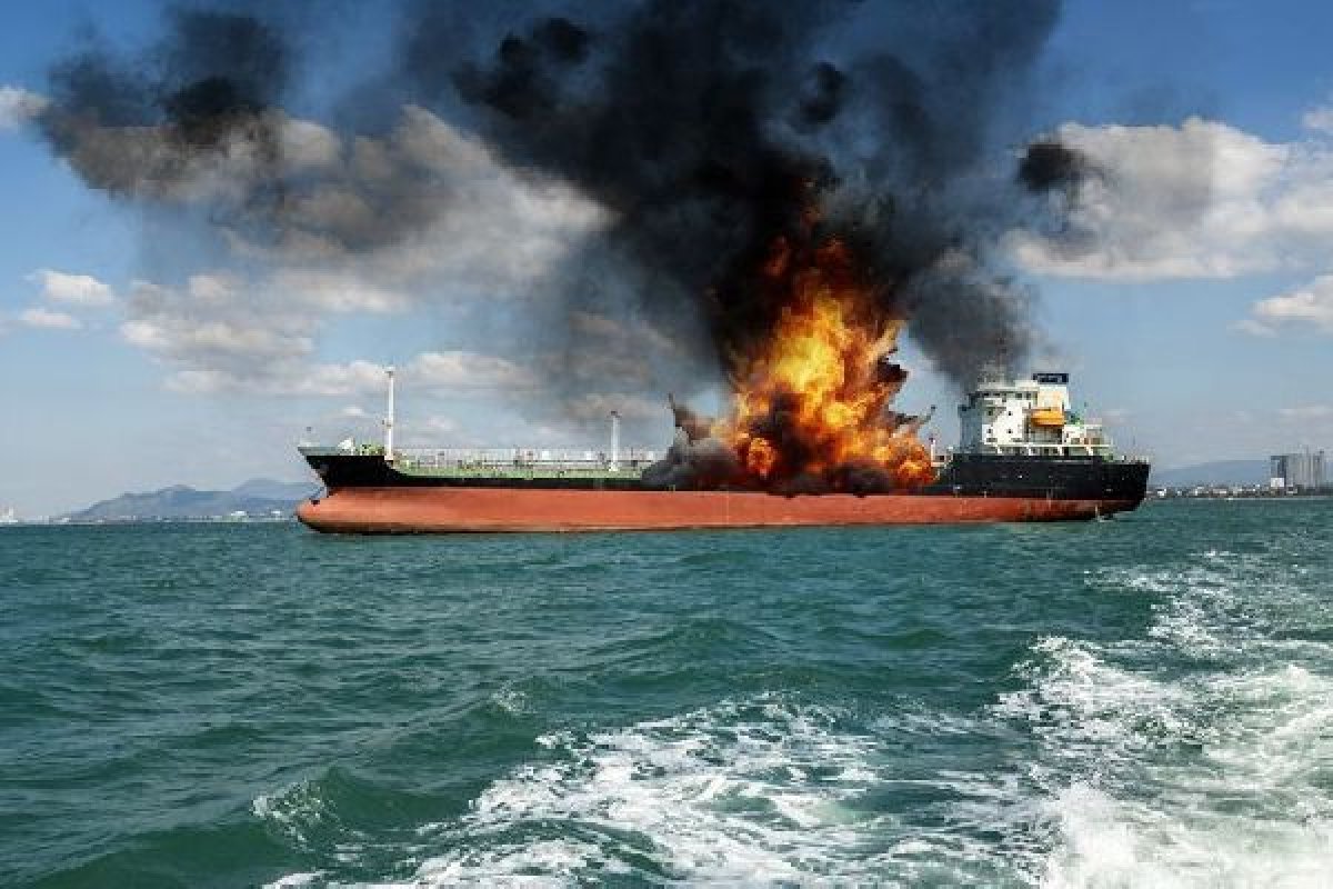 
Иран о повреждении южнокорейского судна в Ормузе