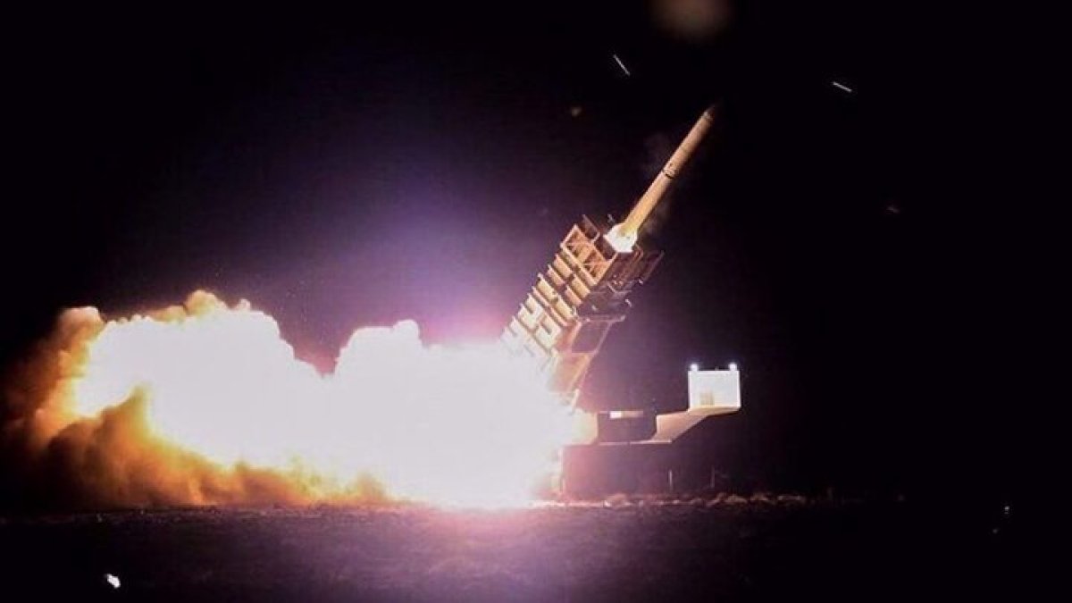 США и Иран обменялись ударами
