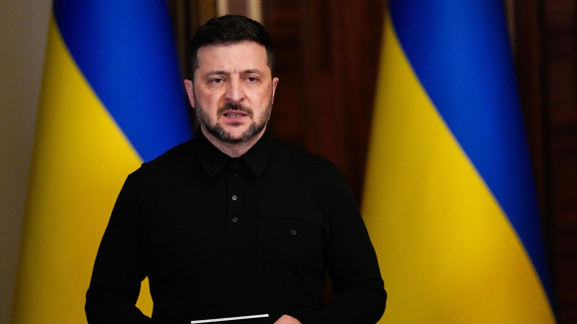 Зеленский выступил с новым заявлением по перемирию в День Победы