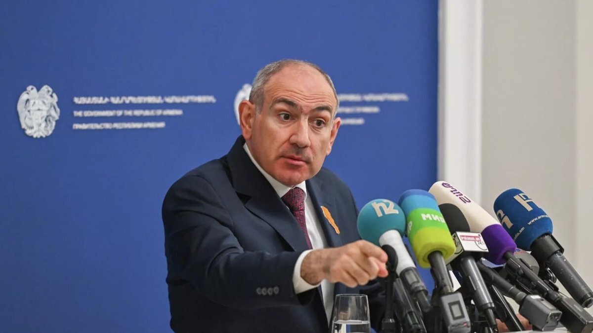 
Пашинян отказался ехать в Астану