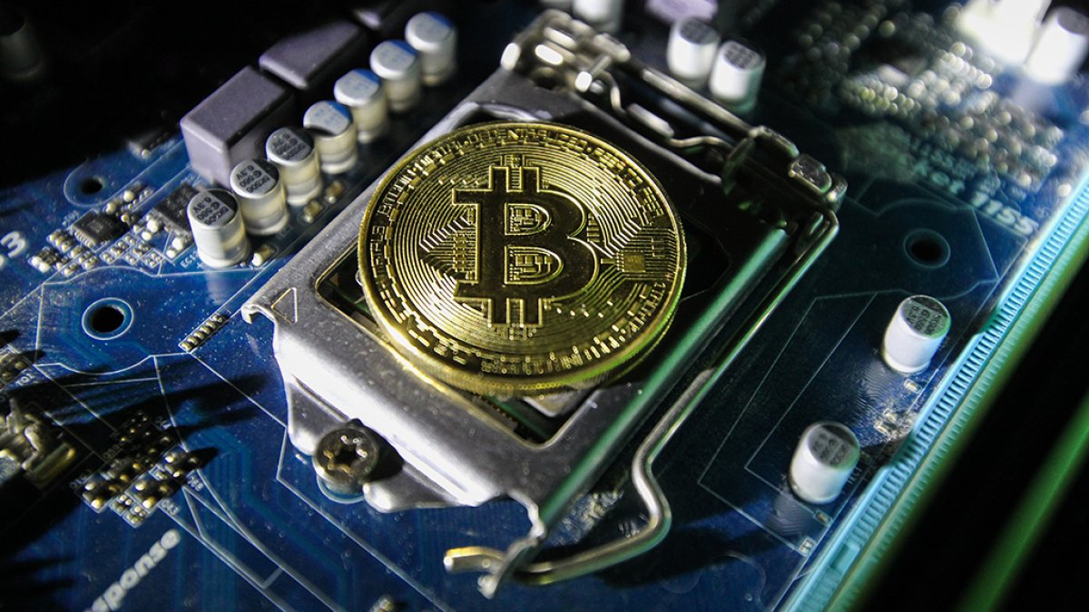 
Биткоин выше $81 тысячи