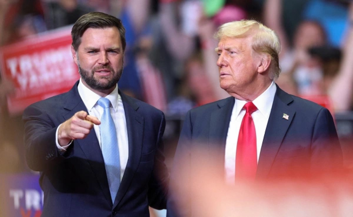 Трамп оставил Вэнсу &laquo;точные инструкции&raquo; на случай своей гибели
