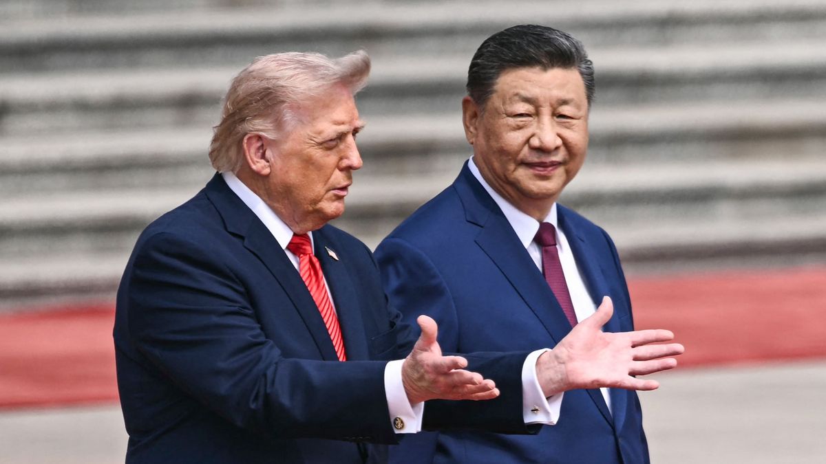 &laquo;Слишком высокий для Китая&raquo;. Трамп необычно описал Си Цзиньпина