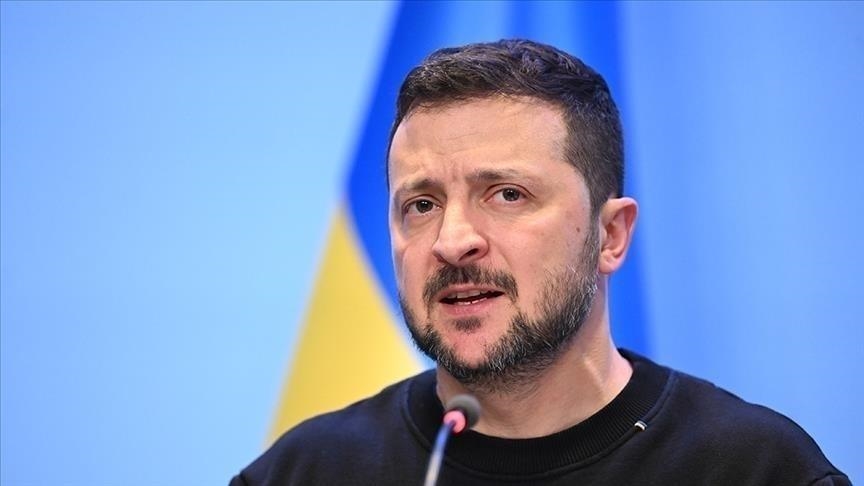 Зеленский заявил о готовности Макрона предоставить систему антибаллистической защиты