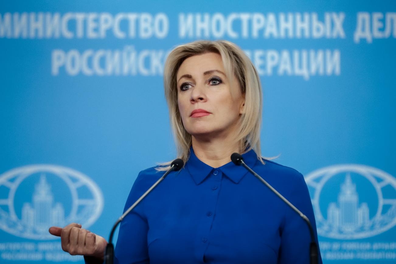 Захарова: Визит Макрона в Иреван оставил &laquo;европейские ценности&raquo; на лице Пашиняна