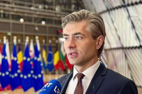 Глава МИД Литвы: Мы должны показать русским...
