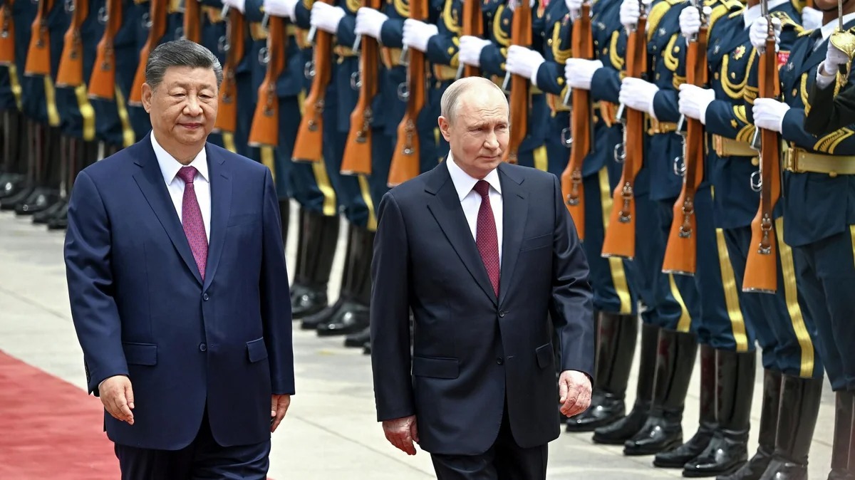 Путин пригласил Си Цзиньпина посетить Россию в 2027 году