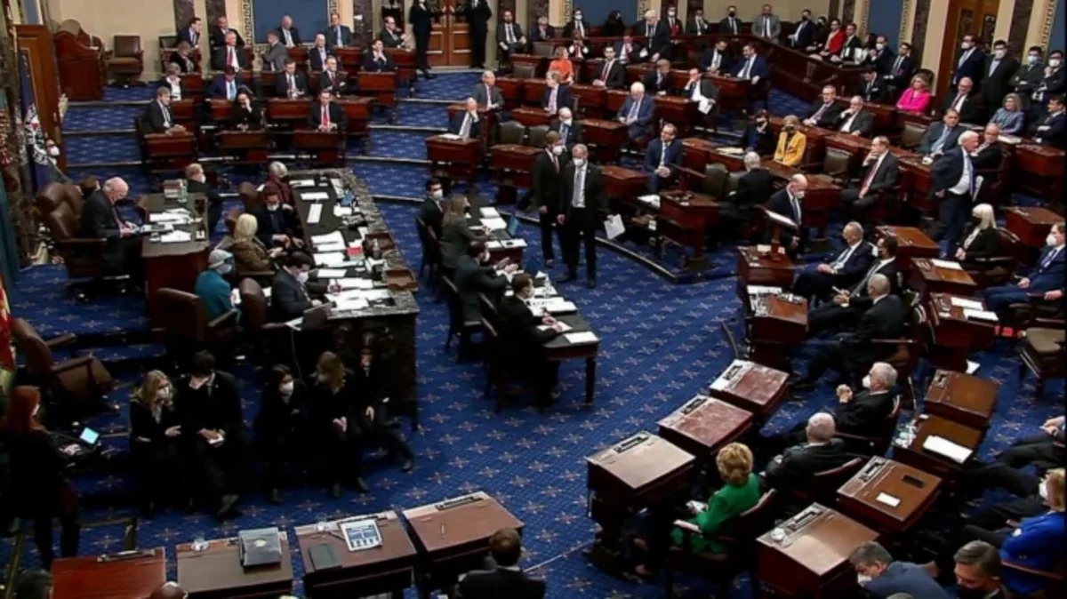 Сенат США проголосовал за прекращение военных действий против Ирана