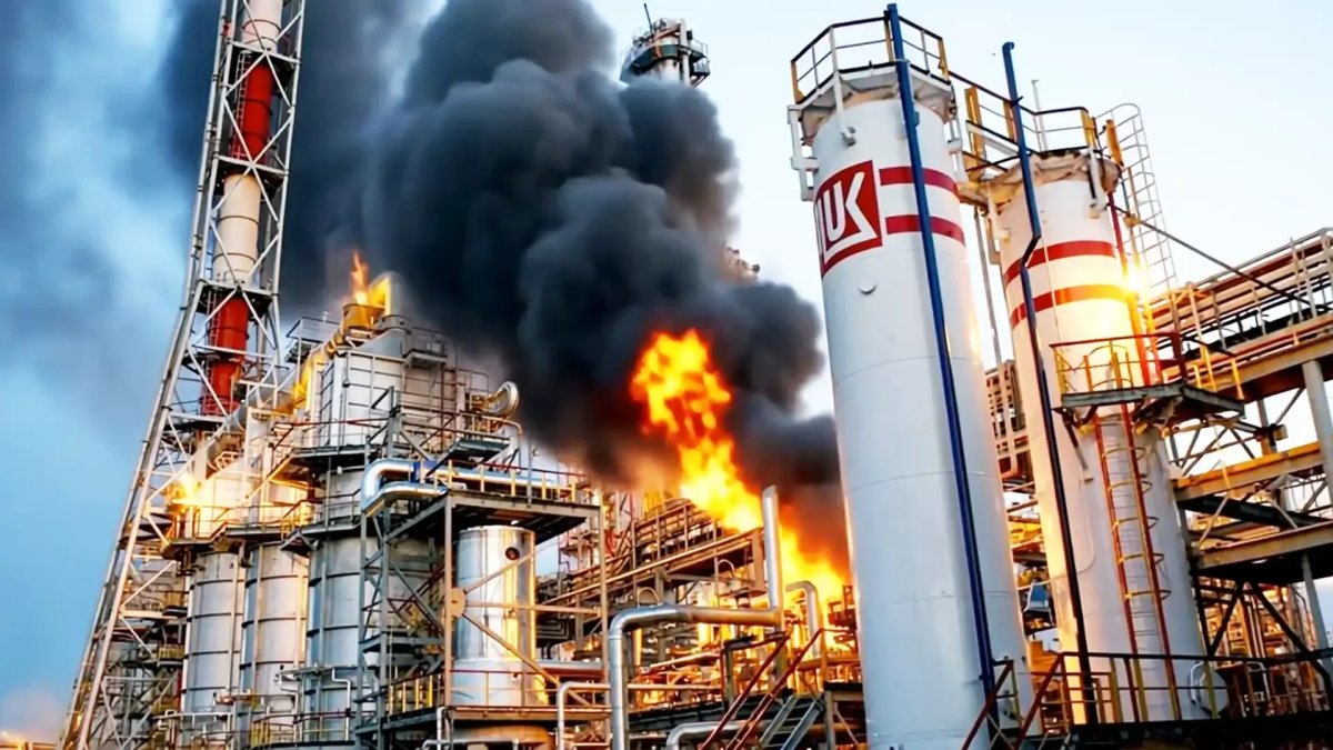 Генштаб ВСУ об ударах по нефтеобъектам России 
