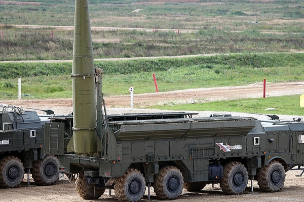 Россия доставила в Беларусь ядерные боеприпасы