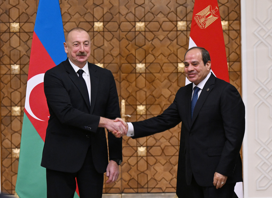 От Президента Арабской Республики Египет Абдель Фаттаха ас-Сиси