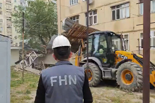 МЧС снесло незаконную постройку