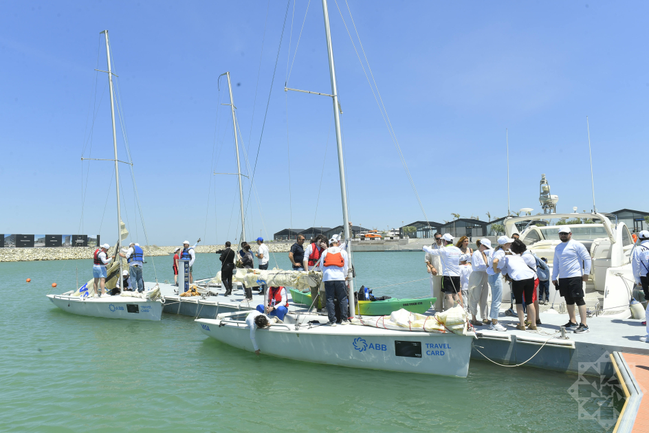 Sea Breeze Marina открыла сезон регатой и новыми направлениями водного спорта