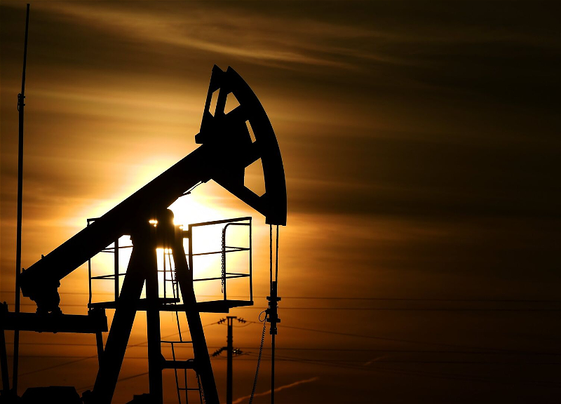 Цены на нефть начали расти после сообщений о приостановке Ираном переговоров с США