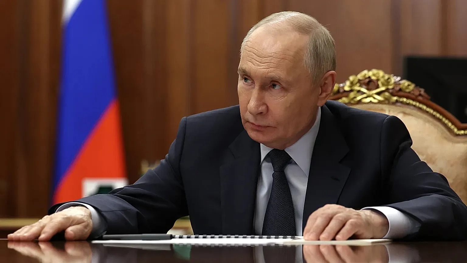 Путин идет ва-банк

