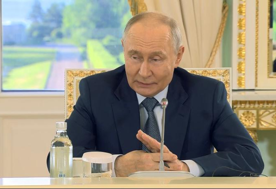 Президент России поблагодарил Президента Ильхама Алиева за помощь в доставке гуманитарной помощи Ирану