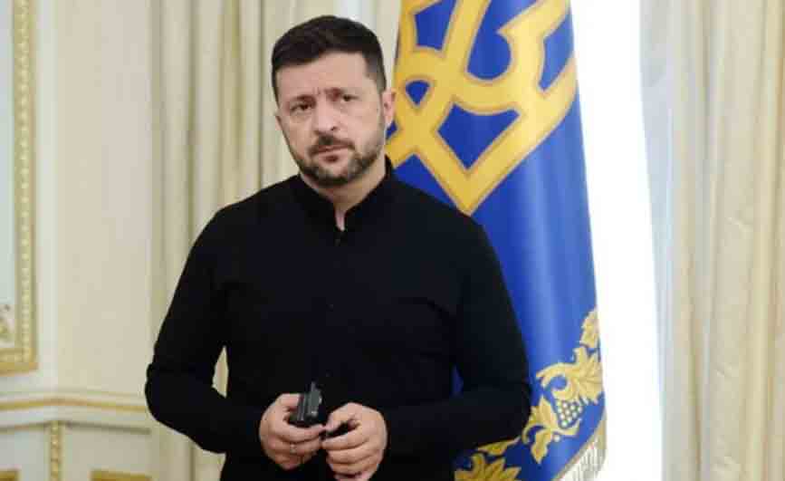 Зеленский: Украина ударила по базе ВМФ РФ в Кронштадте и нефтебазе в Краснодарском крае